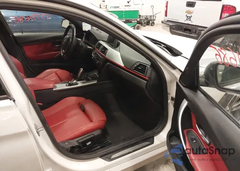 2013 BMW 328I xDrive из США, поврежденный, VIN WBA3B5C53DF590173